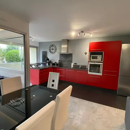 06bm Modern For 4 - Terrace - Swimming Pool - Parking Apartmán